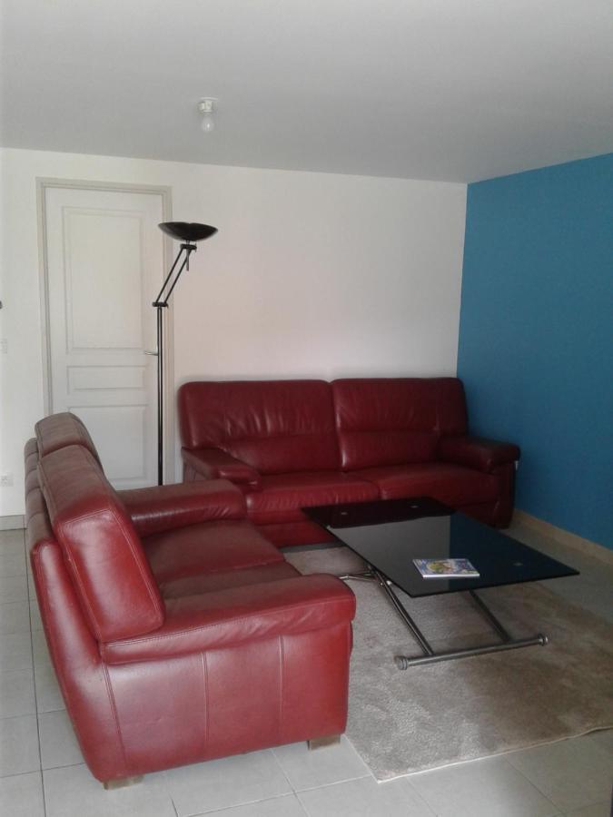 Les Champs Apartamento Cernoy-en-Berry Exterior foto